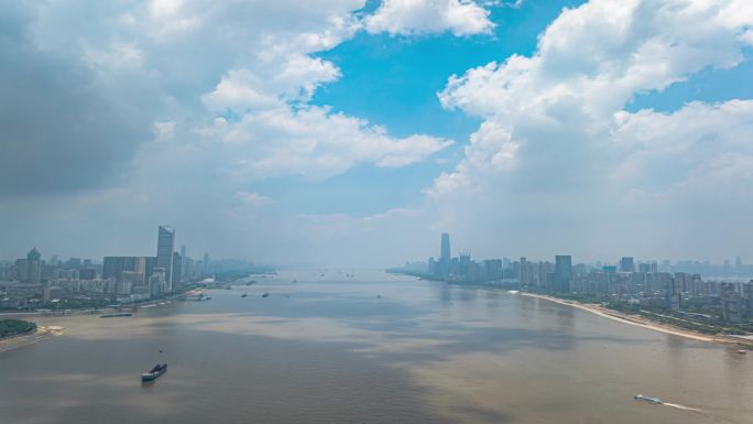 武汉大江大湖蓝天白云城市天际线航拍延时