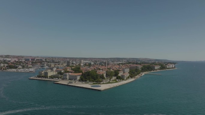 扎达尔港口和海岸线鸟瞰图，克罗地亚扎达尔。