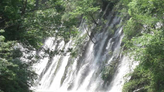 中坝大峡谷百米水帘