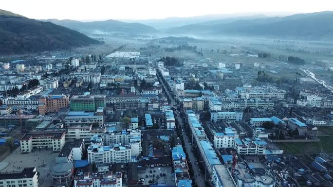 大凉山、山区学校，航拍,乡镇