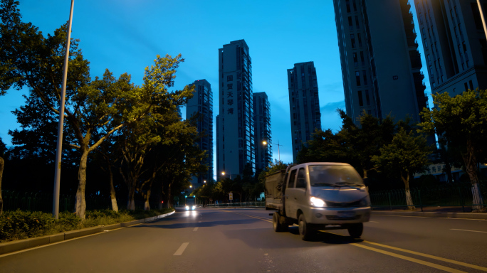 清晨街道 凌晨街道 清晨路人