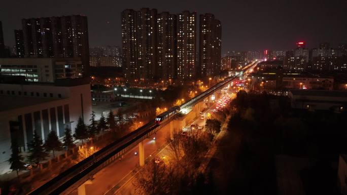 西安新地标高新云巴轨道交通运输城市夜景