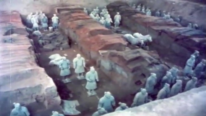 70年代西安临潼兵马俑挖掘影像3
