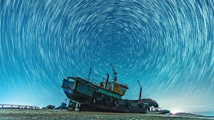 星空下的渔船银河