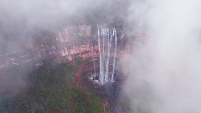 冬季重庆江津四面山望乡台瀑布云雾