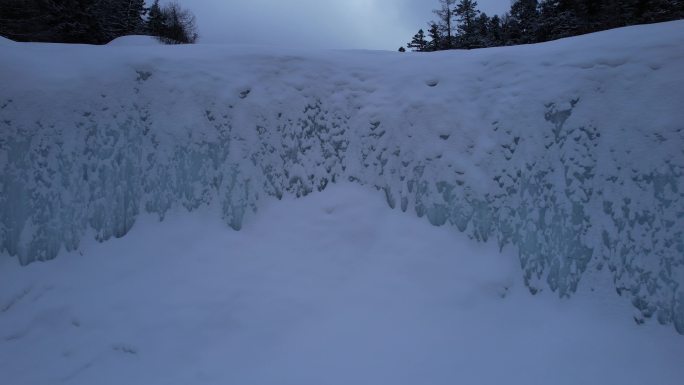 黄龙雪景