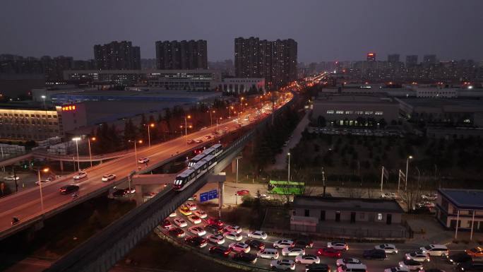 西安新地标高新云巴轨道交通运输城市夜景