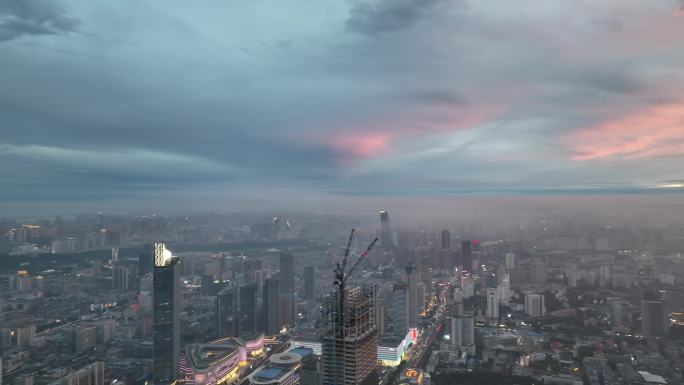 武汉城市上空火烧云