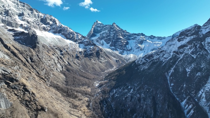 四姑娘山景区雪山雪景9