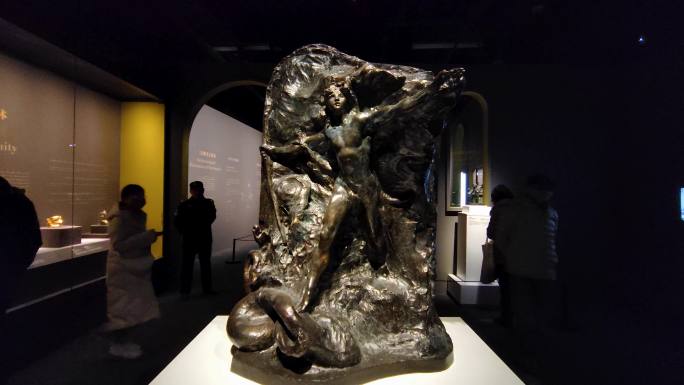 上海大学博物馆罗丹雕塑展览实拍