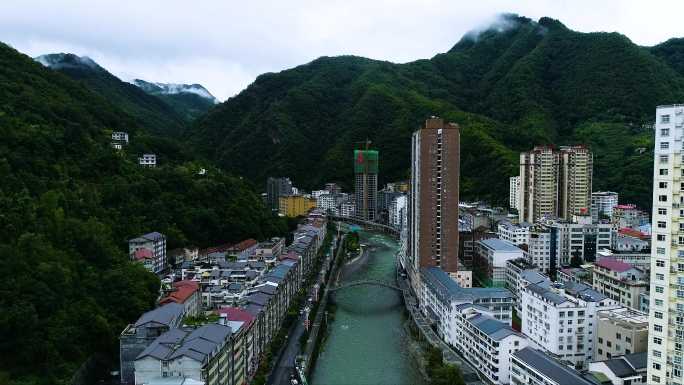 镇坪县城航拍景观