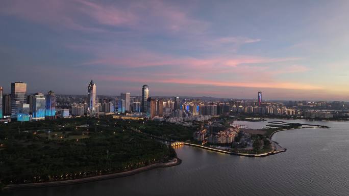 航拍海南海口龙华区国贸中央商务区晚霞景观