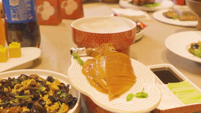 美食 菜 菜品 食物 宴席 展示 餐桌