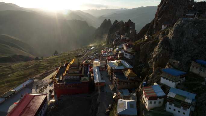 西藏离天空最近的寺庙孜珠寺