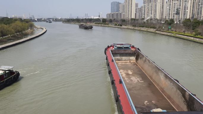 京杭大运河上的航船