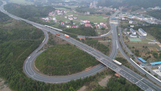 俯拍高速公路