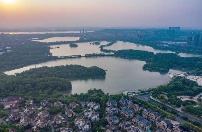 铜陵市天井湖夕阳航拍风光