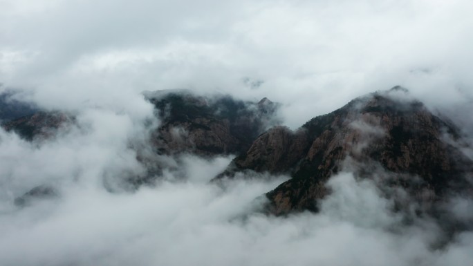 航拍泰山山顶风景风景区云海