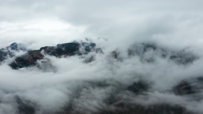 航拍泰山山顶风景风景区云海