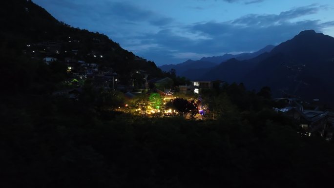 云南怒江老姆登夜景4K航拍素材