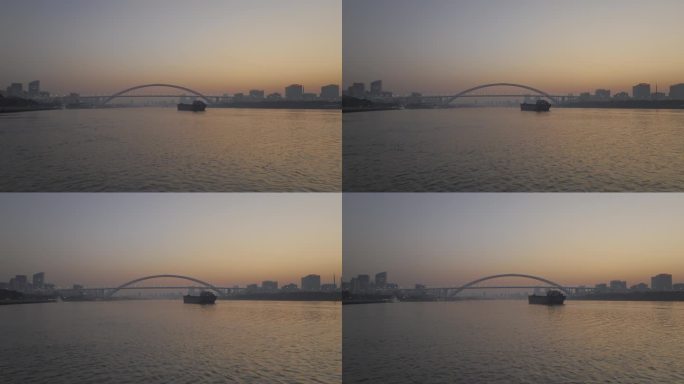 上海黄浦江卢浦大桥早晨江面大型货船航行