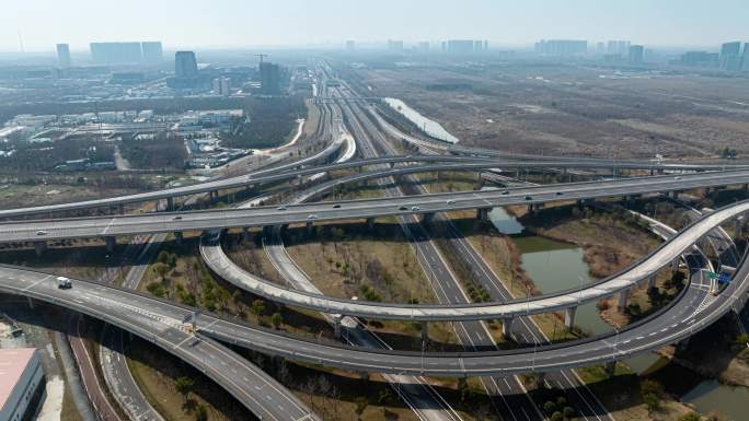 高速公路立交枢纽车流