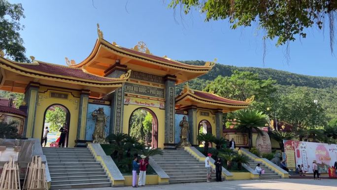 central entrance gate Ho Quoc Pagoda Buddhist temp