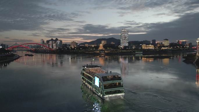 宜宾夜景航拍cbd华侨城航行船泊