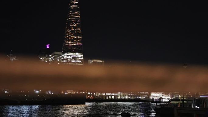 伦敦金融城与金融区夜景，伦敦市中心金融区著名摩天大楼夜景，伦敦莱顿霍尔街，伦敦碎片