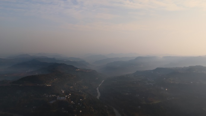 美丽绵延大山山脉航拍