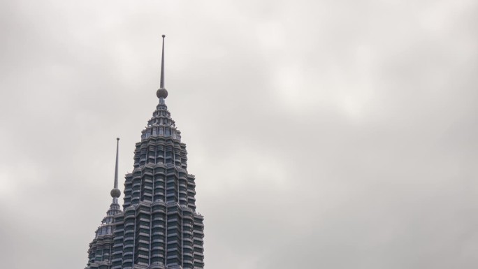 白天多云的天空吉隆坡城著名的塔俯瞰全景4k延时马来西亚