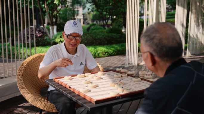 下棋 社区 老年生活 养老