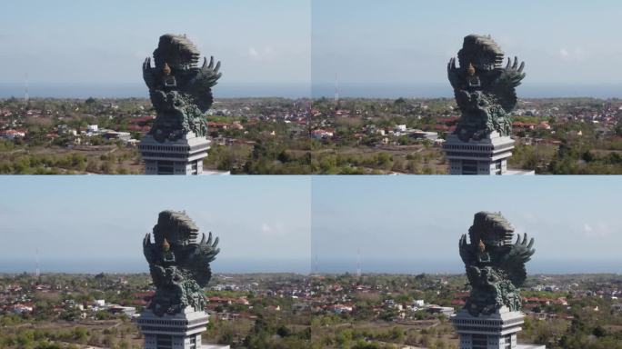 巴厘岛乌鲁瓦图的伽鲁达·维斯努·肯卡纳雕像