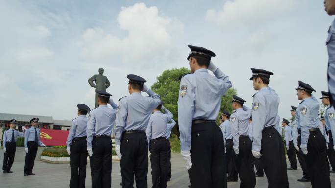 【RED] 公安民警周恩来纪念馆党旗宣誓