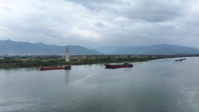 航拍广东清远英德北江上的航运货船