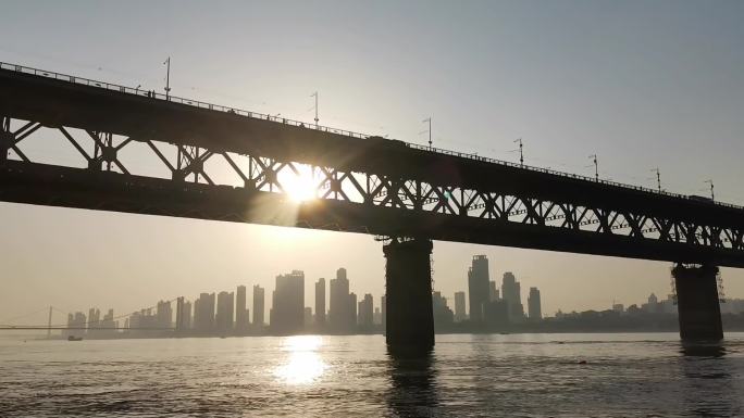 长江大桥夕阳西下