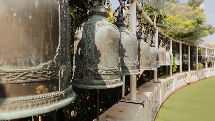 泰国曼谷金山寺的佛钟