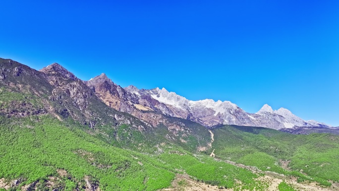 丽江玉龙雪山航拍