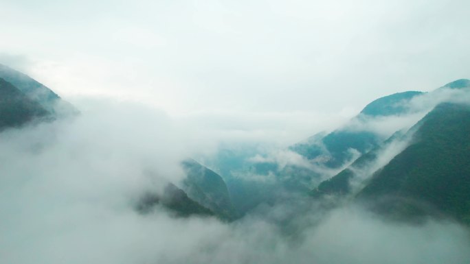 x0035飞越云层 崇山峻岭 峡谷云雾