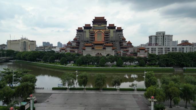 玉林市城市地标云天宫航拍