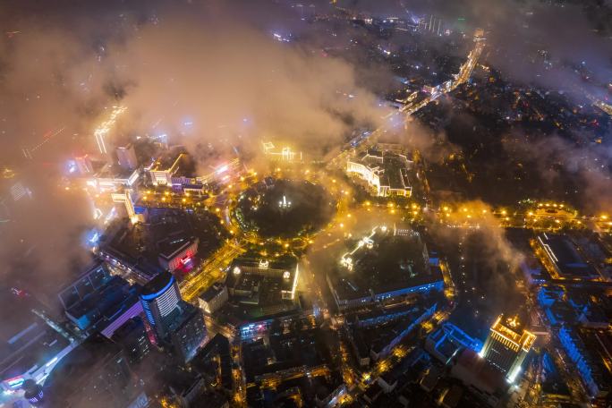 吉林长春人民广场夜景平流雾延时摄影10秒