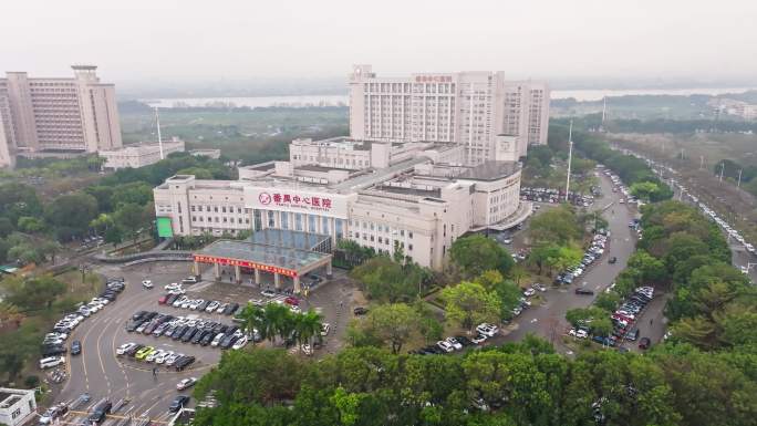 航拍广州番禺中心医院-3