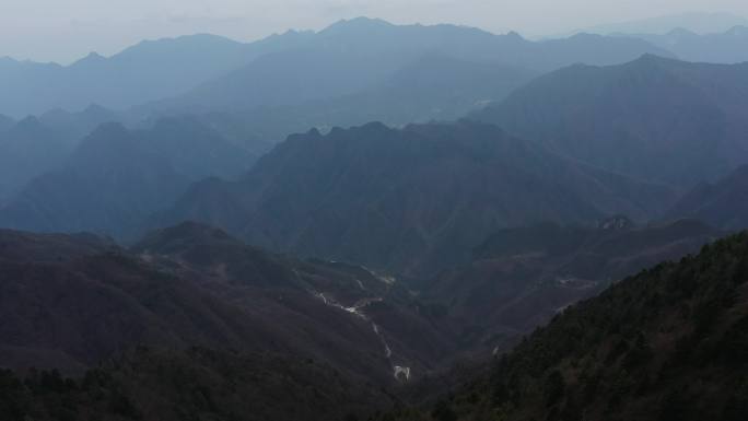 大九湖神农顶雪山