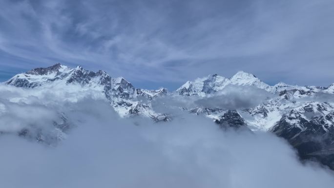 西藏日喀则珠峰东坡嘎玛沟喜马拉雅山脉航拍