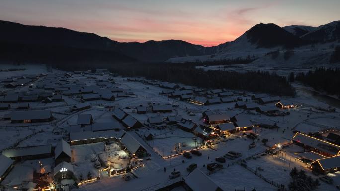 新疆北疆阿勒泰禾木冬季雪景童话世界航拍