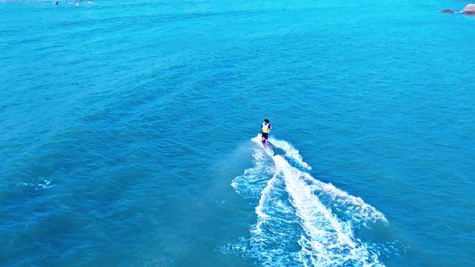 海南三亚海棠湾后海冲浪沙滩