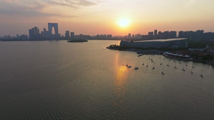 苏州金鸡湖夏天黄昏落日航拍全景