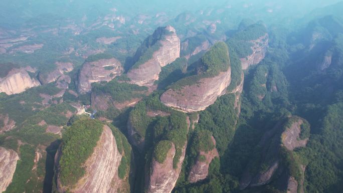 航拍湖南邵阳旅游5A级崀山景区丹霞地貌