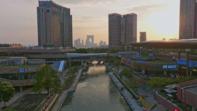 苏州金鸡湖夏天黄昏落日航拍全景