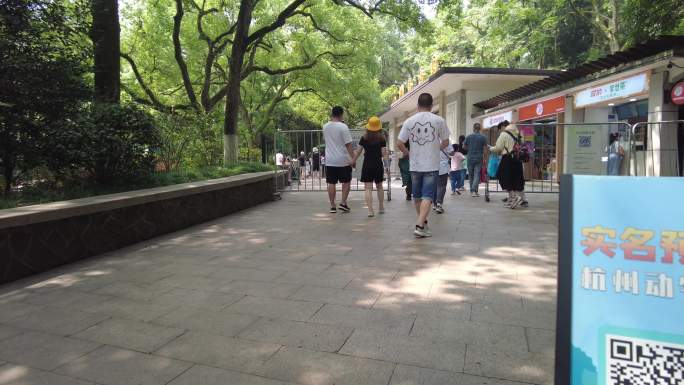 杭州动物园游客人流